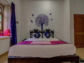 Desert Moon Boutique Guest House