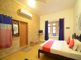 Desert Moon Boutique Guest House