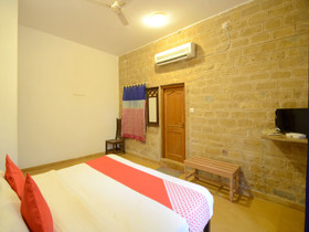 Desert Moon Boutique Guest House