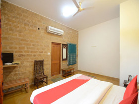 Desert Moon Boutique Guest House