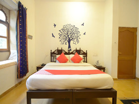 Desert Moon Boutique Guest House