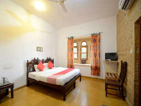 Desert Moon Boutique Guest House