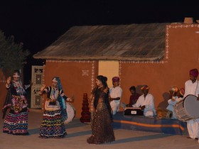 Fifu Desert Resort