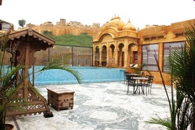 Hotel  Grand Khalifa