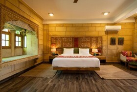 Hotel  Grand Khalifa