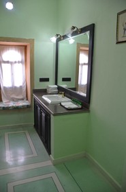 Hotel Gulaal