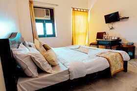 Hotel Jodhani Regency