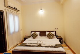 Hotel Jodhani Regency