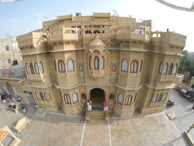 Hotel Lalgarh Fort & Palace