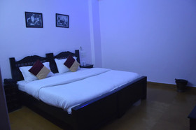 Hotel Lalgarh Fort & Palace
