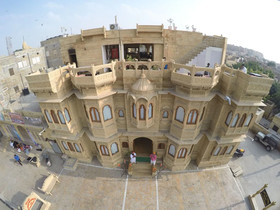 Hotel Lalgarh Fort & Palace