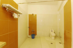 Hotel Lalgarh Fort & Palace