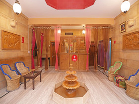 Hotel Prithvi Palace