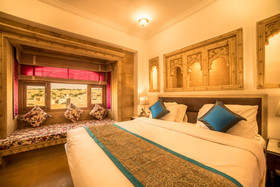 Hotel Radhika