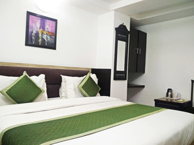 Hotel Radhika