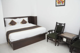Hotel Radhika