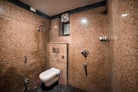 Hotel Radhika