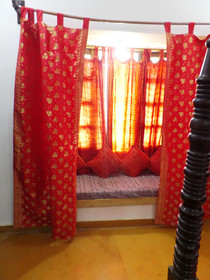 Jaisalmer Hostel Crowd