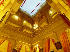 Jaisalmer Hostel Crowd