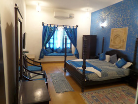 Jaisalmer Hostel Crowd