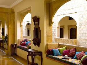 Narayan Niwas Palace