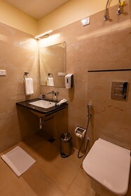 Five Elements Hotels Mertiya Residency