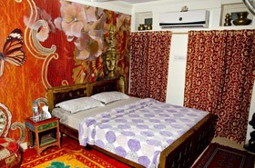 Hem Guest House