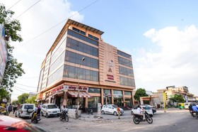 Hotel Amba International