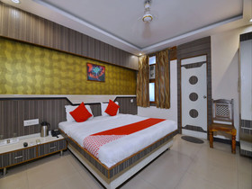 Hotel A R Ganpati Plaza By OYO Rooms