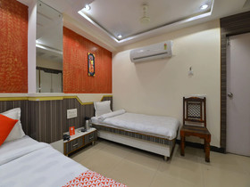 Hotel A R Ganpati Plaza By OYO Rooms