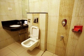 Hotel Madhuram Royale