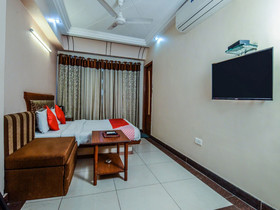 Hotel Ratnawali by OYO Rooms