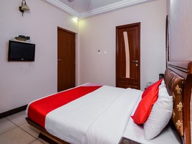 Hotel Ratnawali by OYO Rooms