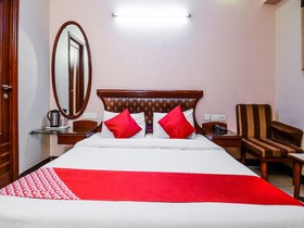 Hotel Ratnawali by OYO Rooms