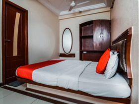 Hotel Ratnawali by OYO Rooms