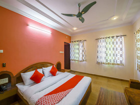 Hotel Shree Celebration By OYO Rooms