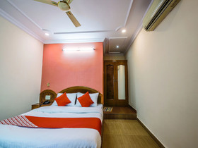 Hotel Shree Celebration By OYO Rooms
