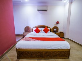 Hotel Shree Celebration By OYO Rooms