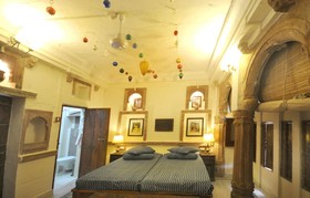 Juna Mahal Boutique Homestay