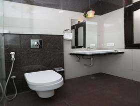 Om Heritage Hotel