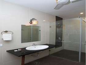 Om Heritage Hotel