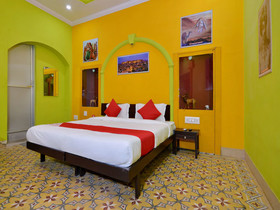 OYO 15984 Crown Plaza Heritage