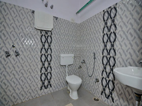 OYO 15984 Crown Plaza Heritage