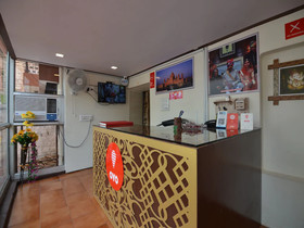 OYO 15984 Crown Plaza Heritage