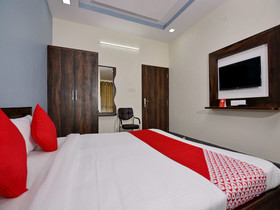Raj Shree Guest House By OYO Rooms