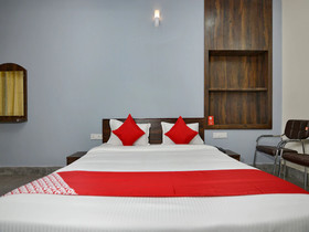 Raj Shree Guest House By OYO Rooms