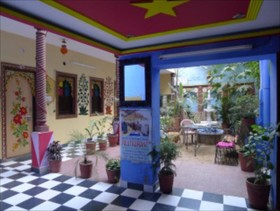 Sarvar Paying Guest House