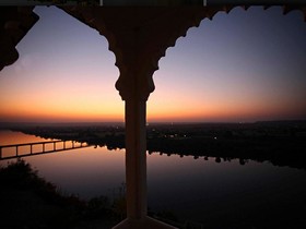 Bhainsrorgarh Fort Hotel