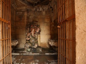 Bhainsrorgarh Fort Hotel
