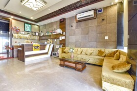 FabHotel Prime Royal Park